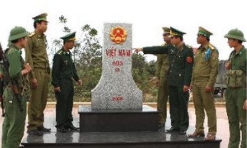 Việt-Lào xây đường biên giới hợp tác cùng phát triển